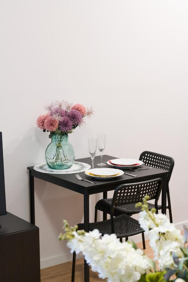 Kwiatowa Apartments Poznan City Center By Noclegi Renters Luaran gambar
