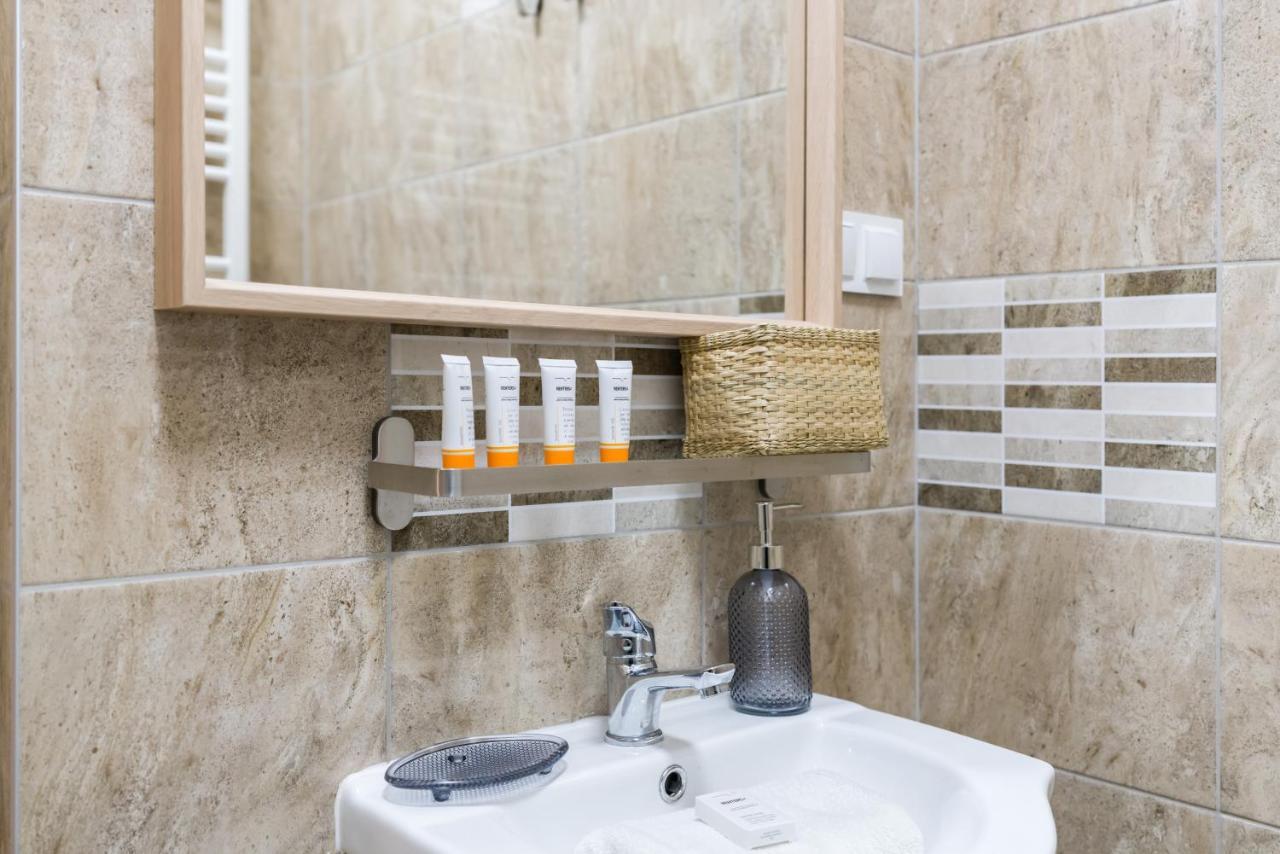 Kwiatowa Apartments Poznan City Center By Noclegi Renters Luaran gambar